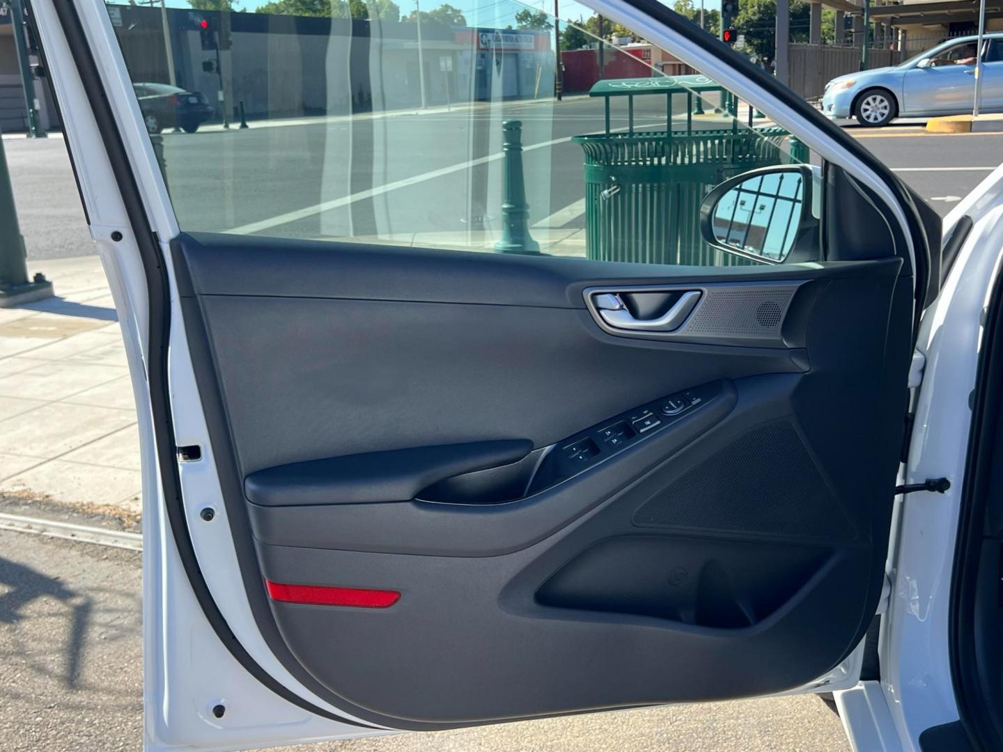 2021 WHITE /BLACK Hyundai Ioniq Plug-In Hybrid (KMHC75LD8MU) , located at 744 E Miner Ave, Stockton, CA, 95202, (209) 944-5770, 37.956863, -121.282082 - Photo#2